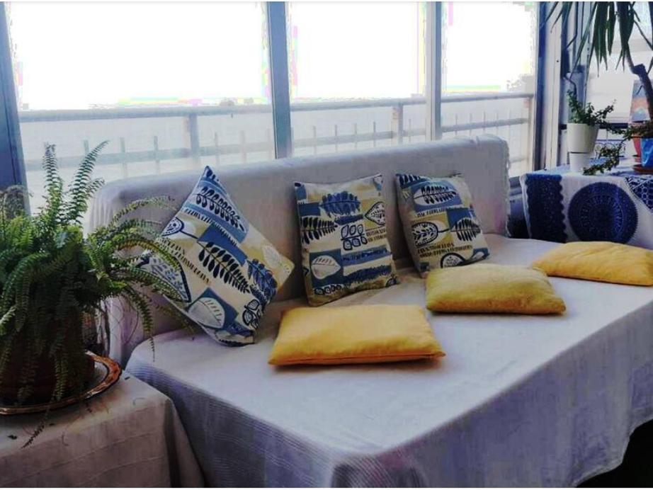 Blue Double Private Room At Front Beach - Habitacion Doble En La Playa Valencia Ngoại thất bức ảnh